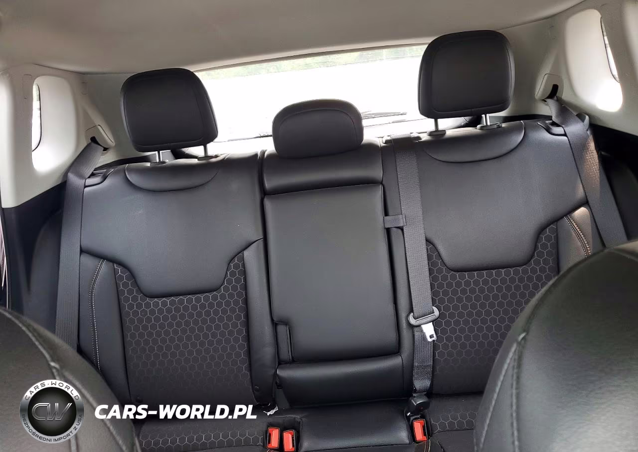 2021 Jeep Compass Latitude VIN:3C4NJCBB9MT542760 - 10
