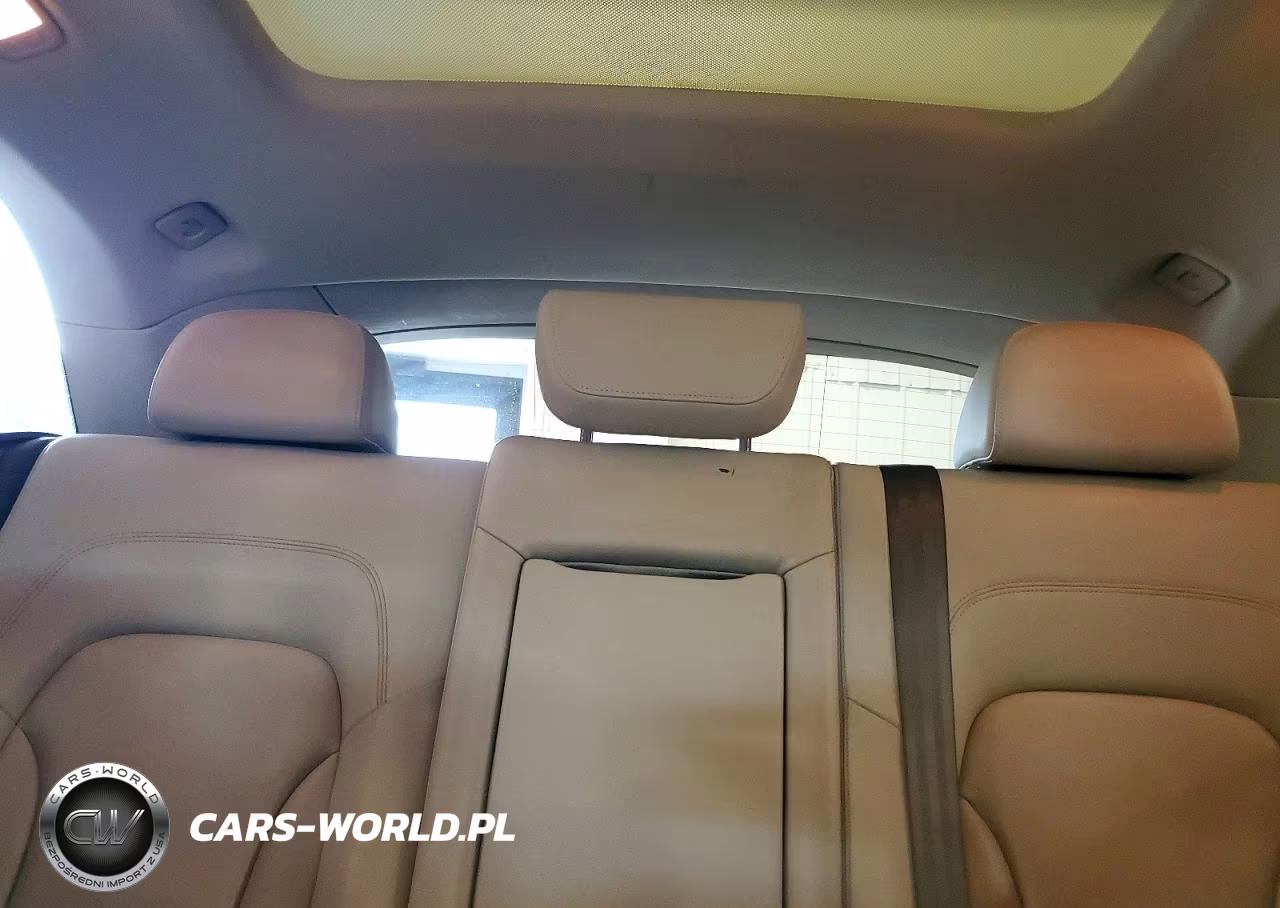 2011 Audi Q5 Premium VIN:WA1CFAFP0BA039071 - 10