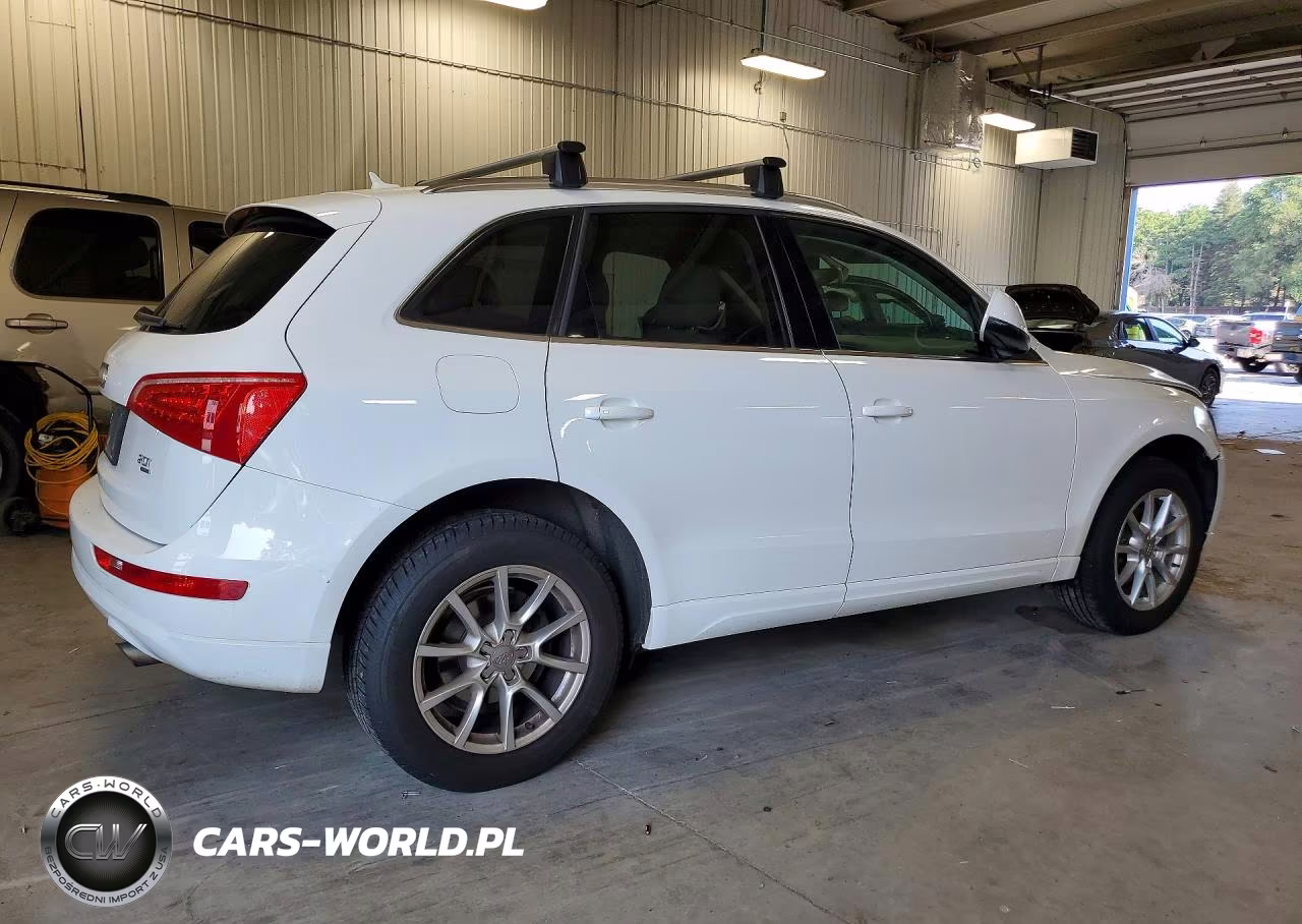 2011 Audi Q5 Premium VIN:WA1CFAFP0BA039071 - 3