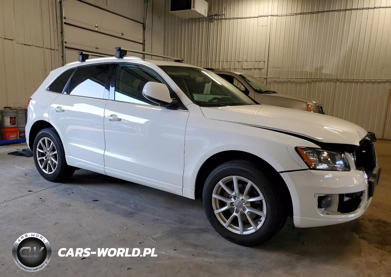 2011 Audi Q5 Premium VIN:WA1CFAFP0BA039071 - 4