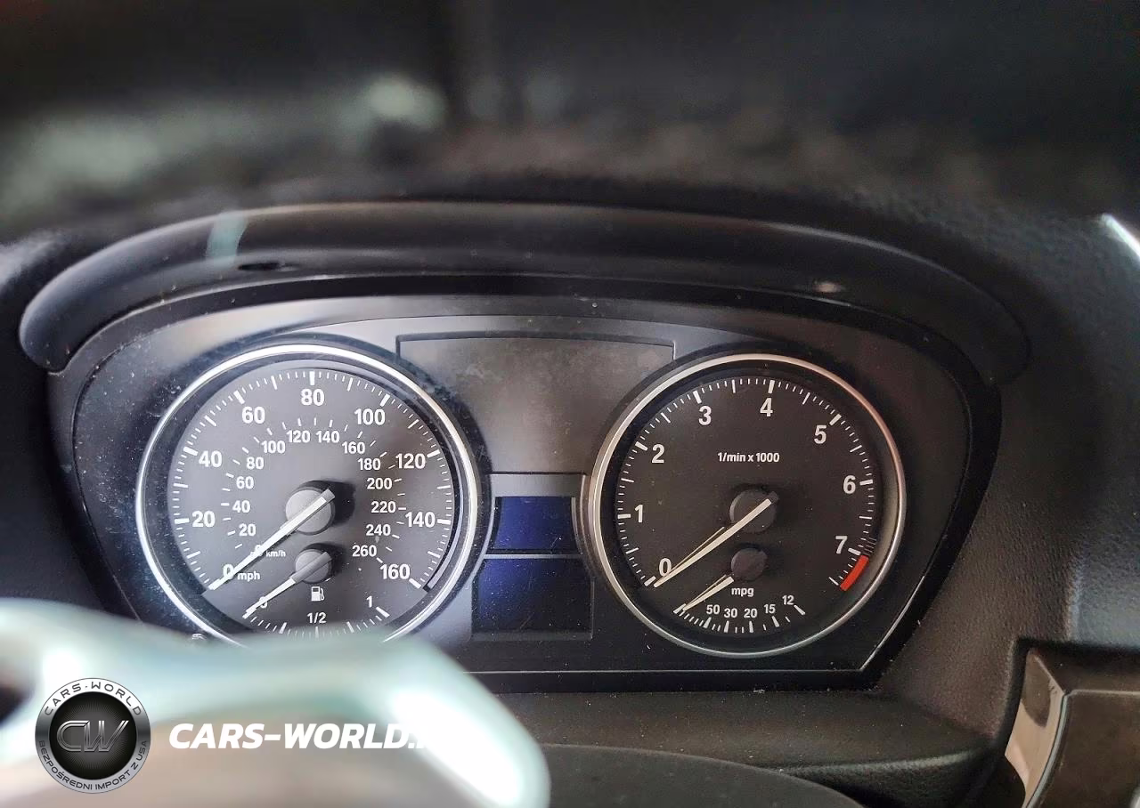 2009 BMW 328 Xi VIN:WBAPK73569A452130 - 9