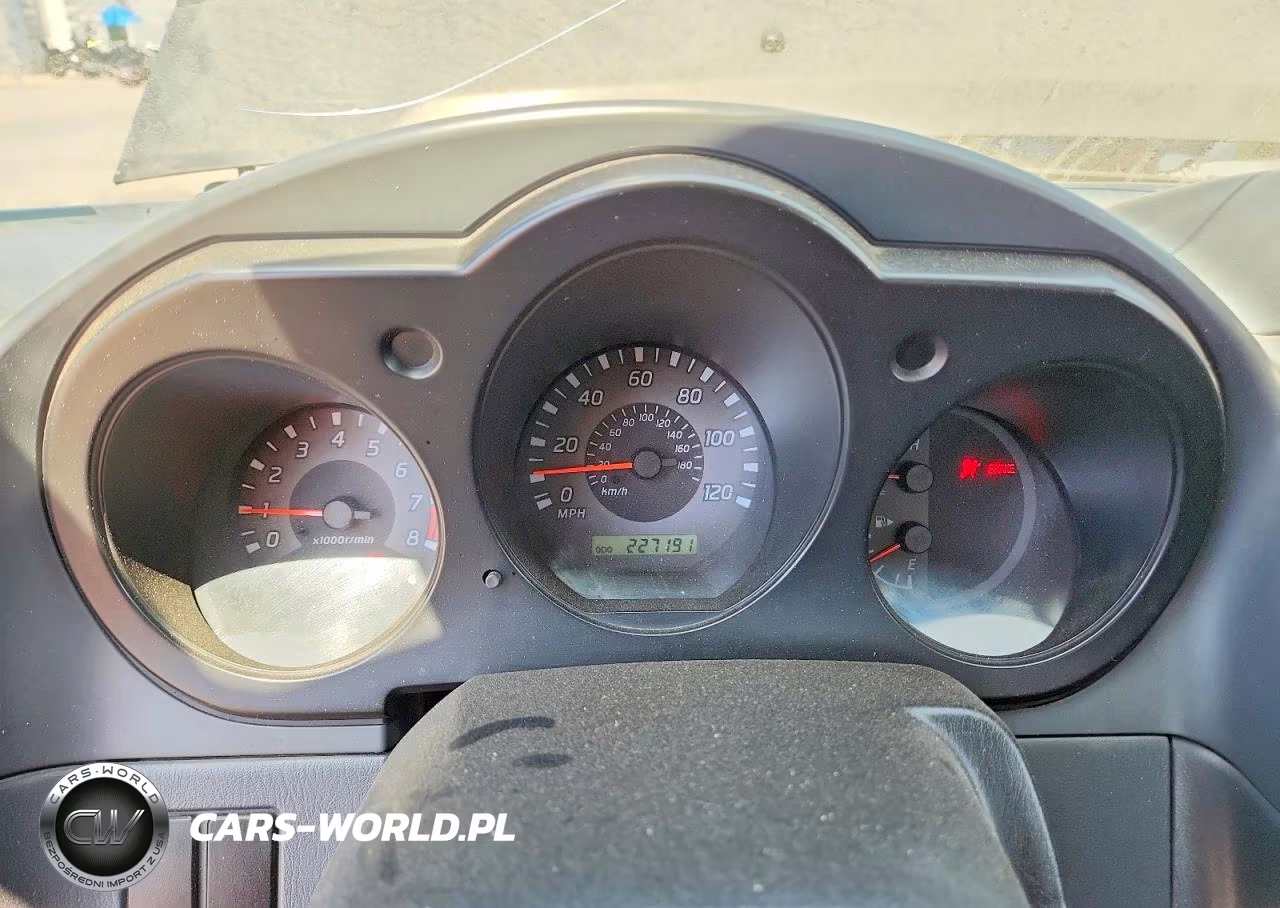 2002 Nissan Frontier Flatbed Truck VIN:1N6DD26S12C372181 - 9