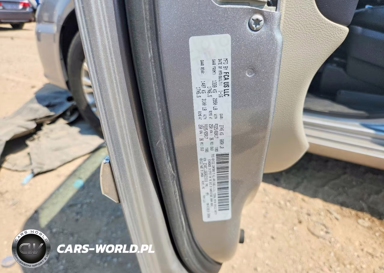 2016 Chrysler Town & Country Limited VIN:2C4RC1JG6GR221618 - 12