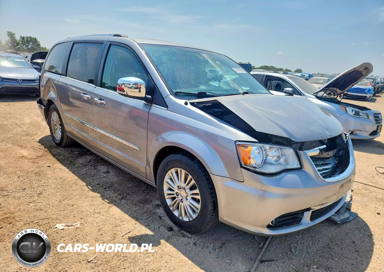 2016 Chrysler Town & Country Limited VIN:2C4RC1JG6GR221618 - 4
