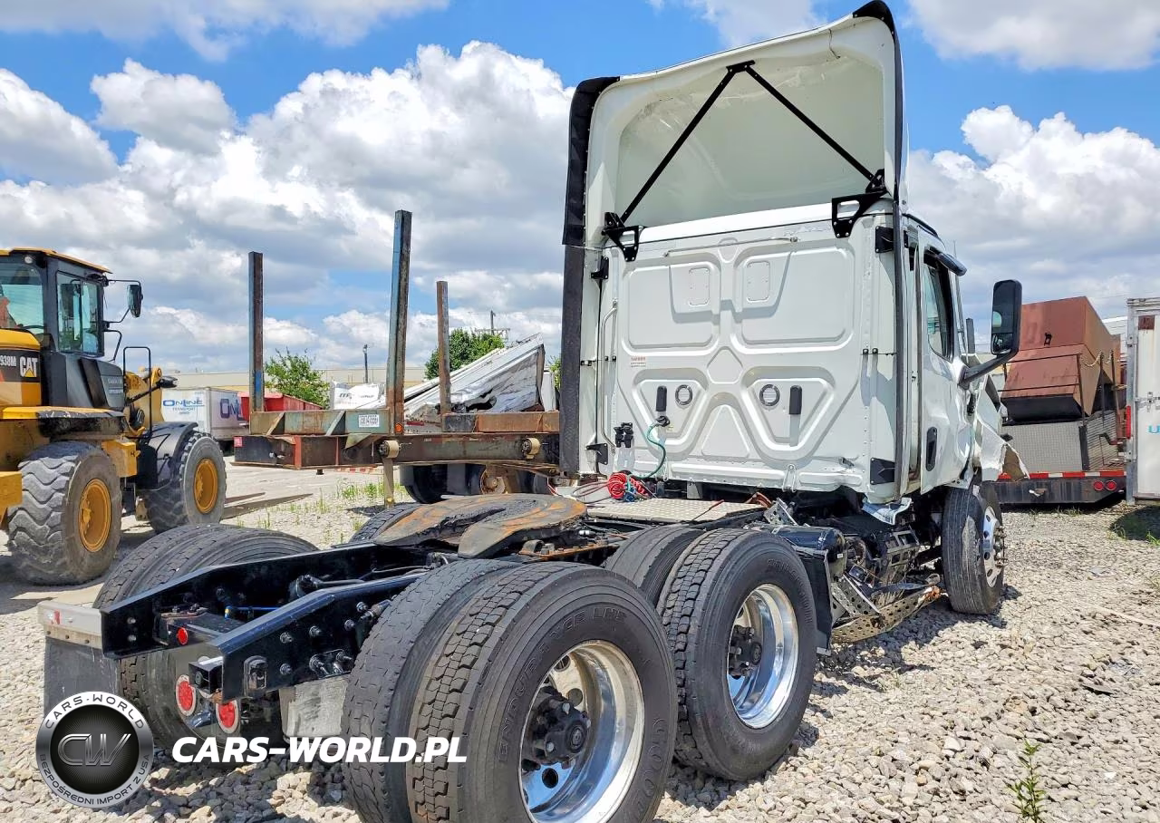 2024 Freightliner Cascadia 126 Semi Truck VIN:3AKJHLDR6RSUS0085 - 3