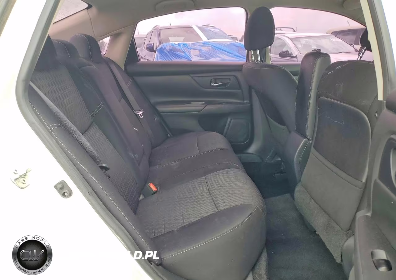 2018 Nissan Altima 2.5 S VIN:1N4AL3AP5JC124912 - 10
