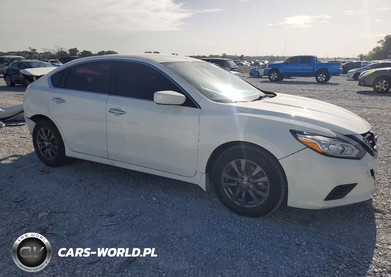 2018 Nissan Altima 2.5 S VIN:1N4AL3AP5JC124912 - 4