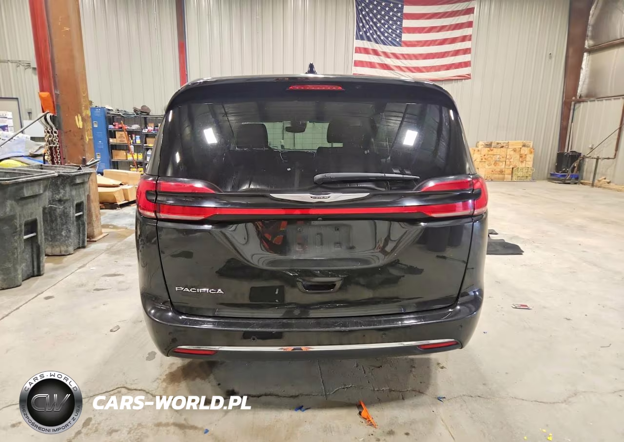 2023 Chrysler Pacifica Touring L VIN:2C4RC1BG5PR627310 - 6