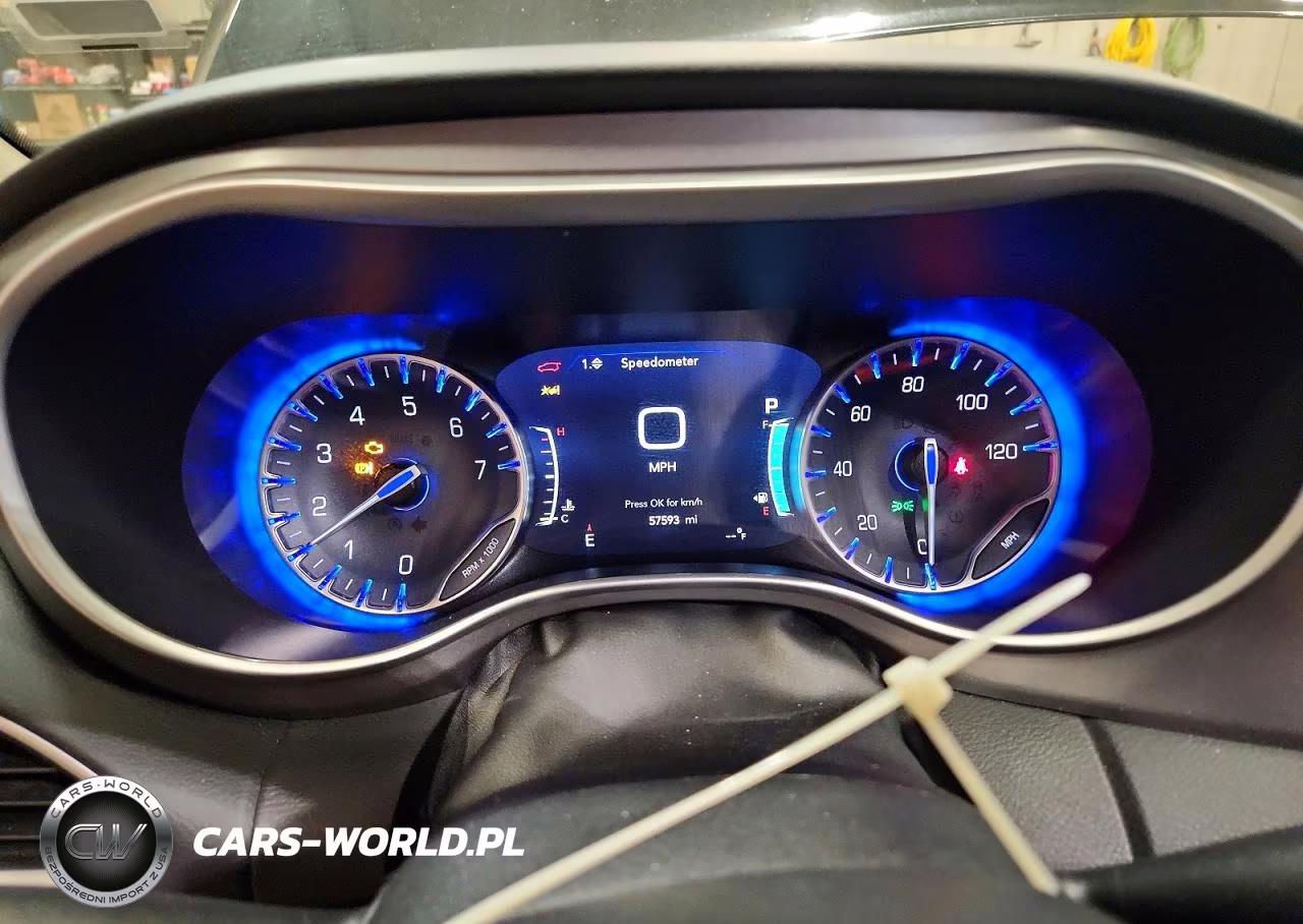2023 Chrysler Pacifica Touring L VIN:2C4RC1BG5PR627310 - 9