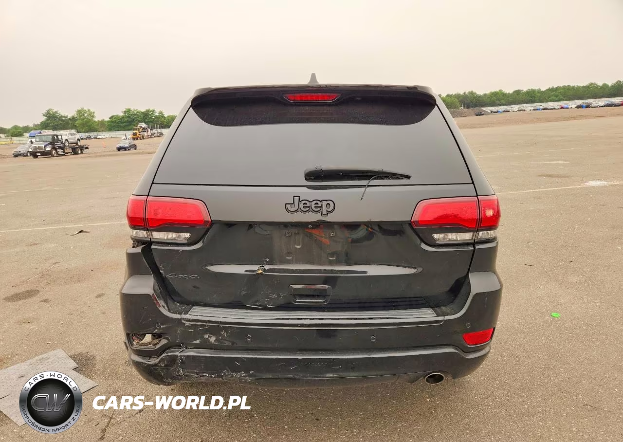 2018 Jeep Grand Cherokee Laredo VIN:1C4RJFAG2JC445679 - 6