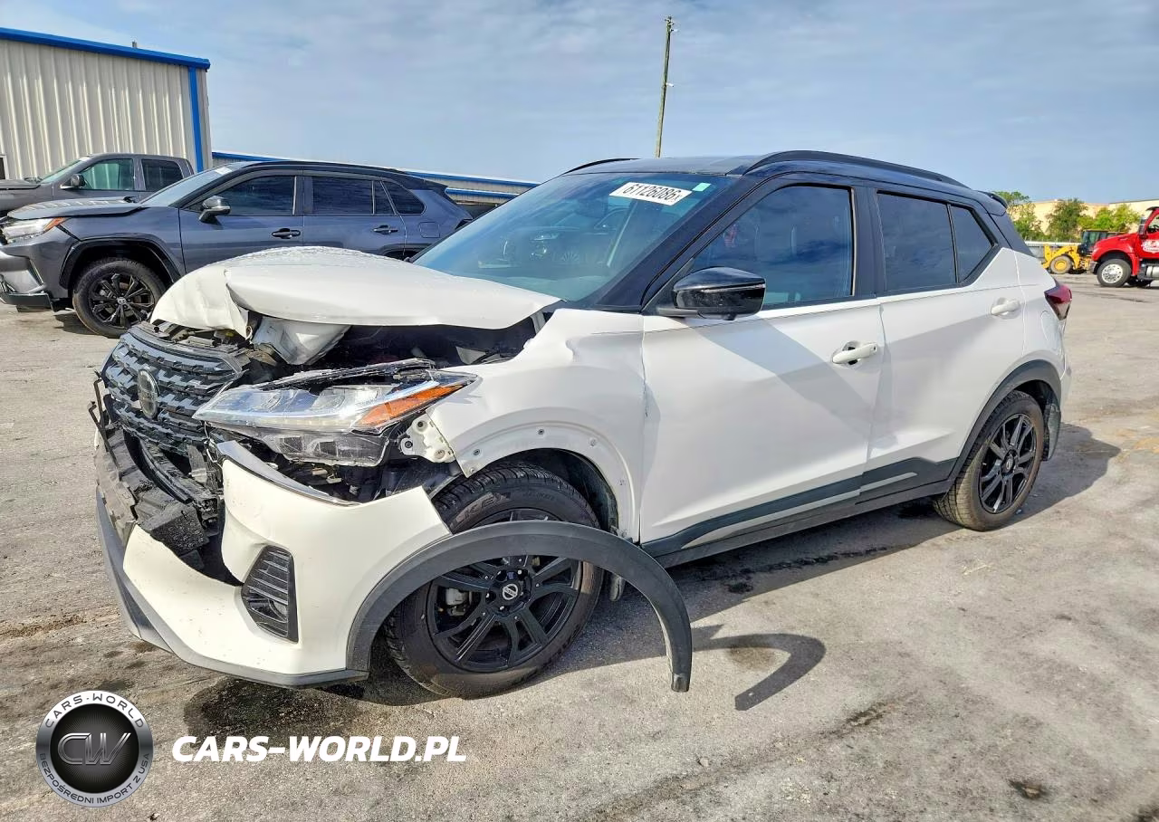2021 Nissan Kicks Sr – zdjęcie 1 z 13