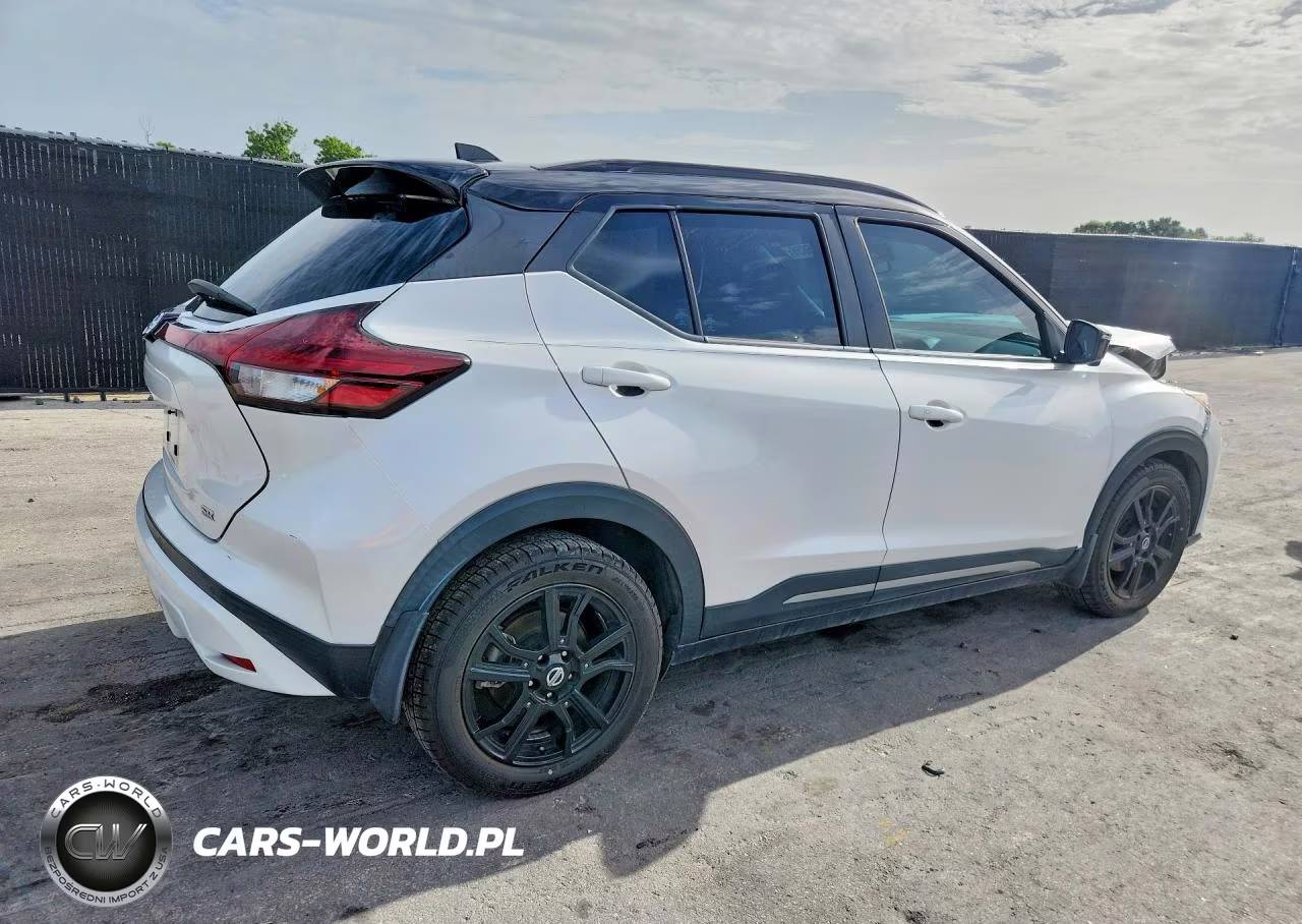 2021 Nissan Kicks Sr VIN:3N1CP5DV5ML525045 - 3