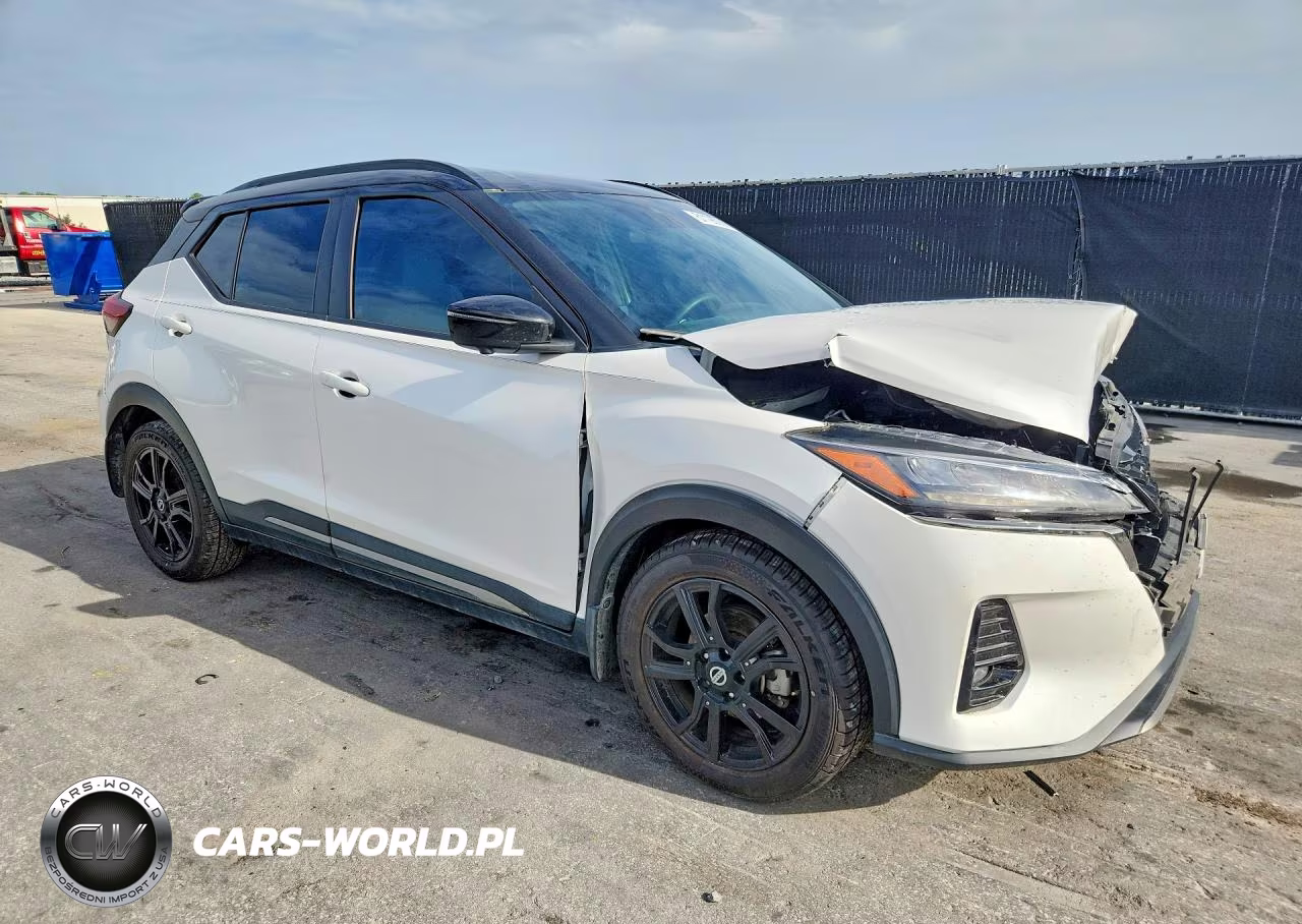 2021 Nissan Kicks Sr VIN:3N1CP5DV5ML525045 - 4
