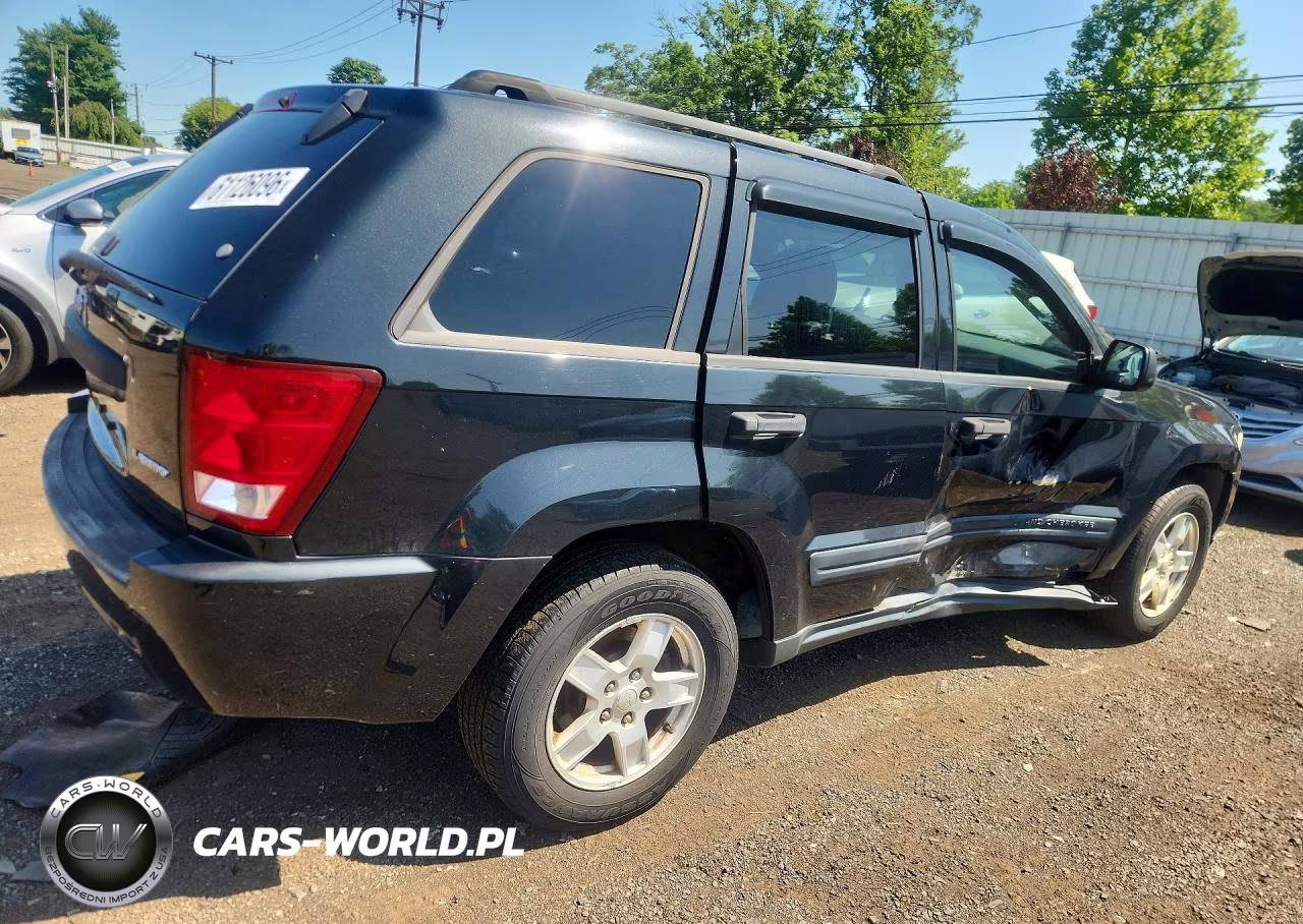 2005 Jeep Grand Cherokee Laredo-Columbia-Freedom VIN:1J4GR48K55C541000 - 3