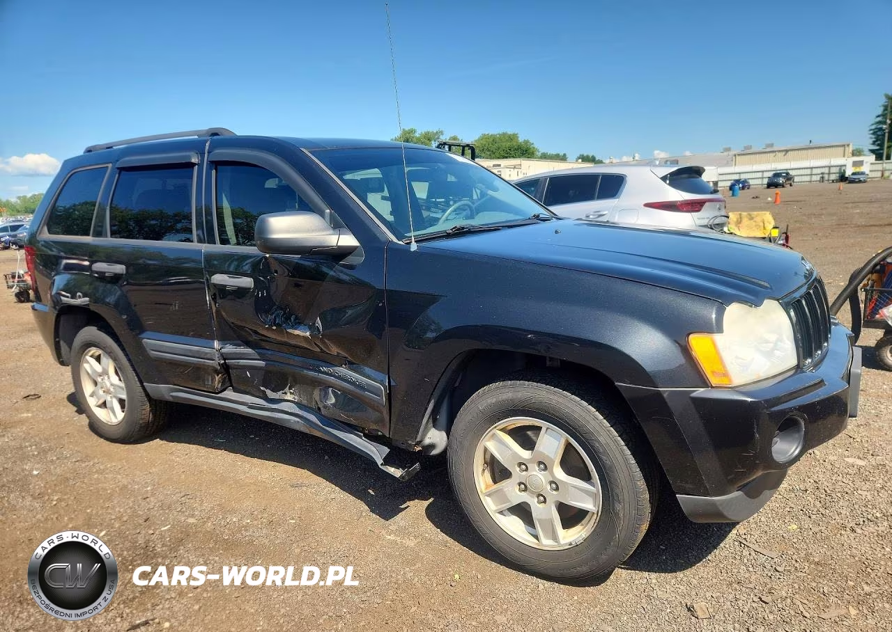 2005 Jeep Grand Cherokee Laredo-Columbia-Freedom VIN:1J4GR48K55C541000 - 4