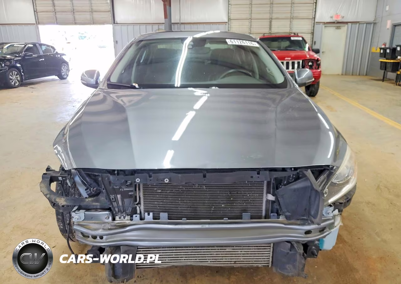 2018 Volvo S60 Premier VIN:LYV402HK3JB163782 - 5