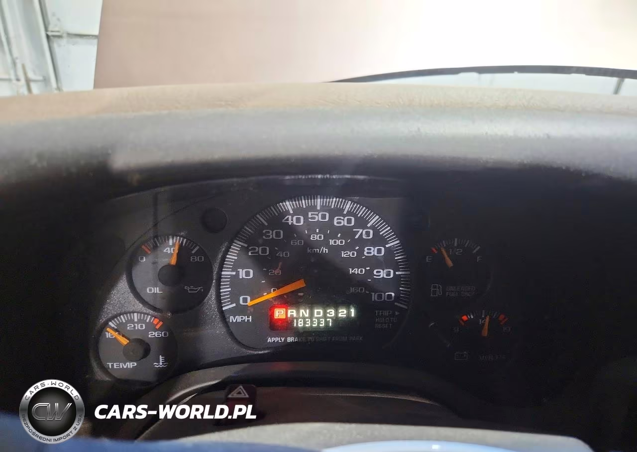 2001 Chevrolet Express G1500 VIN:1GBFG15W411130422 - 9