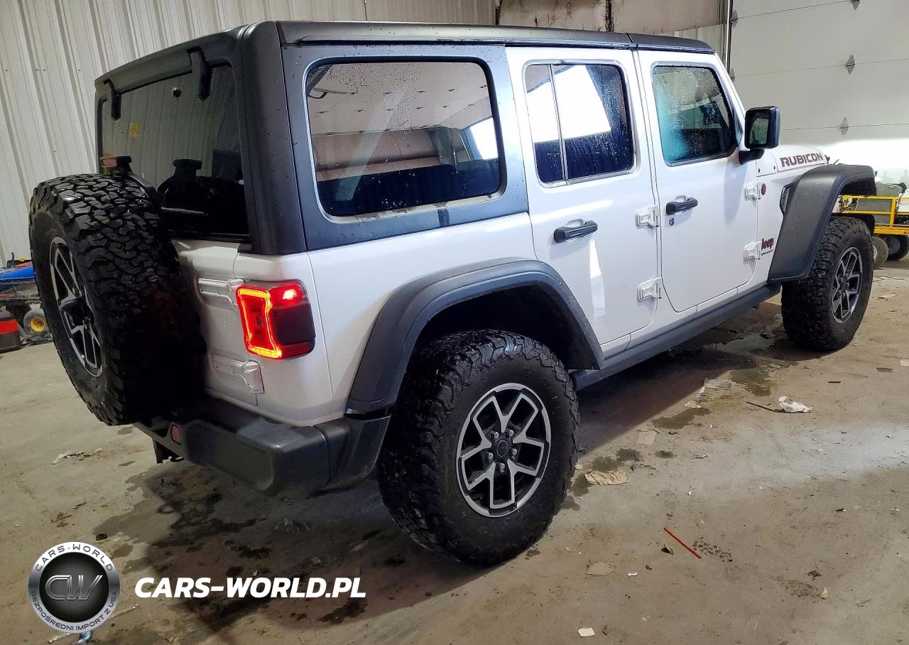 2025 Jeep Wrangler Rubicon VIN:1C4PJXFN1SW526645 - 3