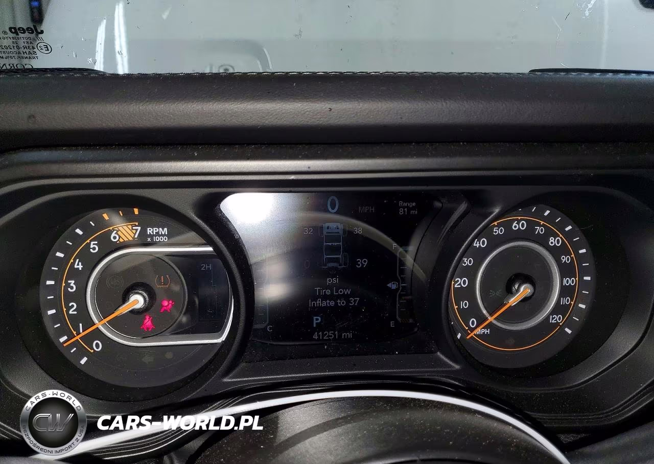 2025 Jeep Wrangler Rubicon VIN:1C4PJXFN1SW526645 - 9