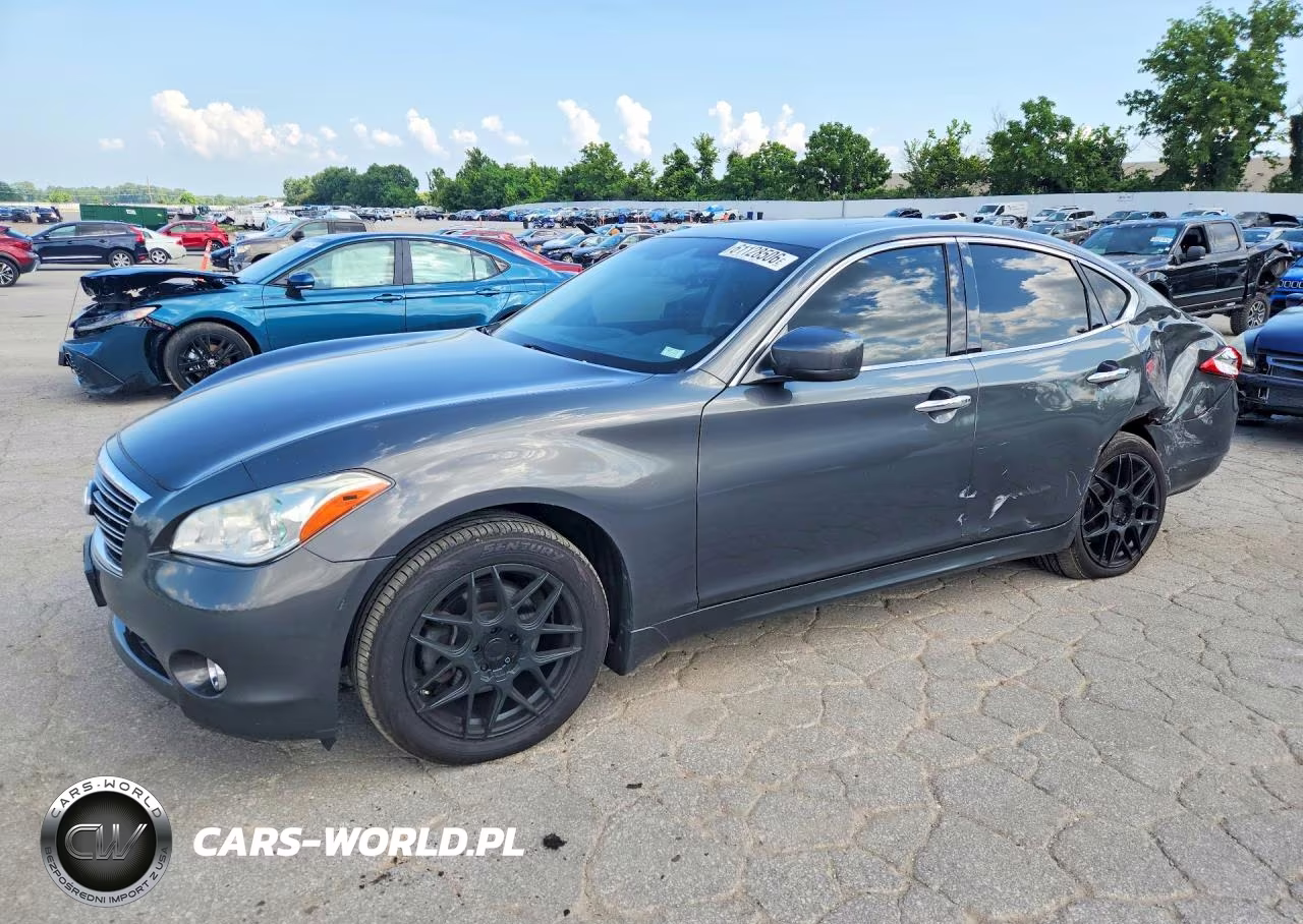 2011 Infiniti M37 X