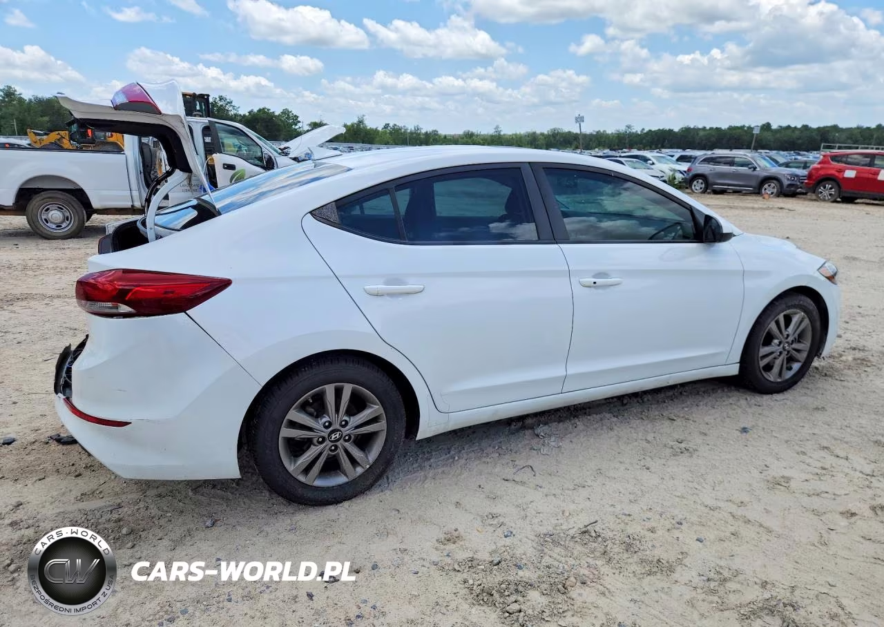 2018 Hyundai Elantra Value Edition VIN:5NPD84LF0JH367969 - 3