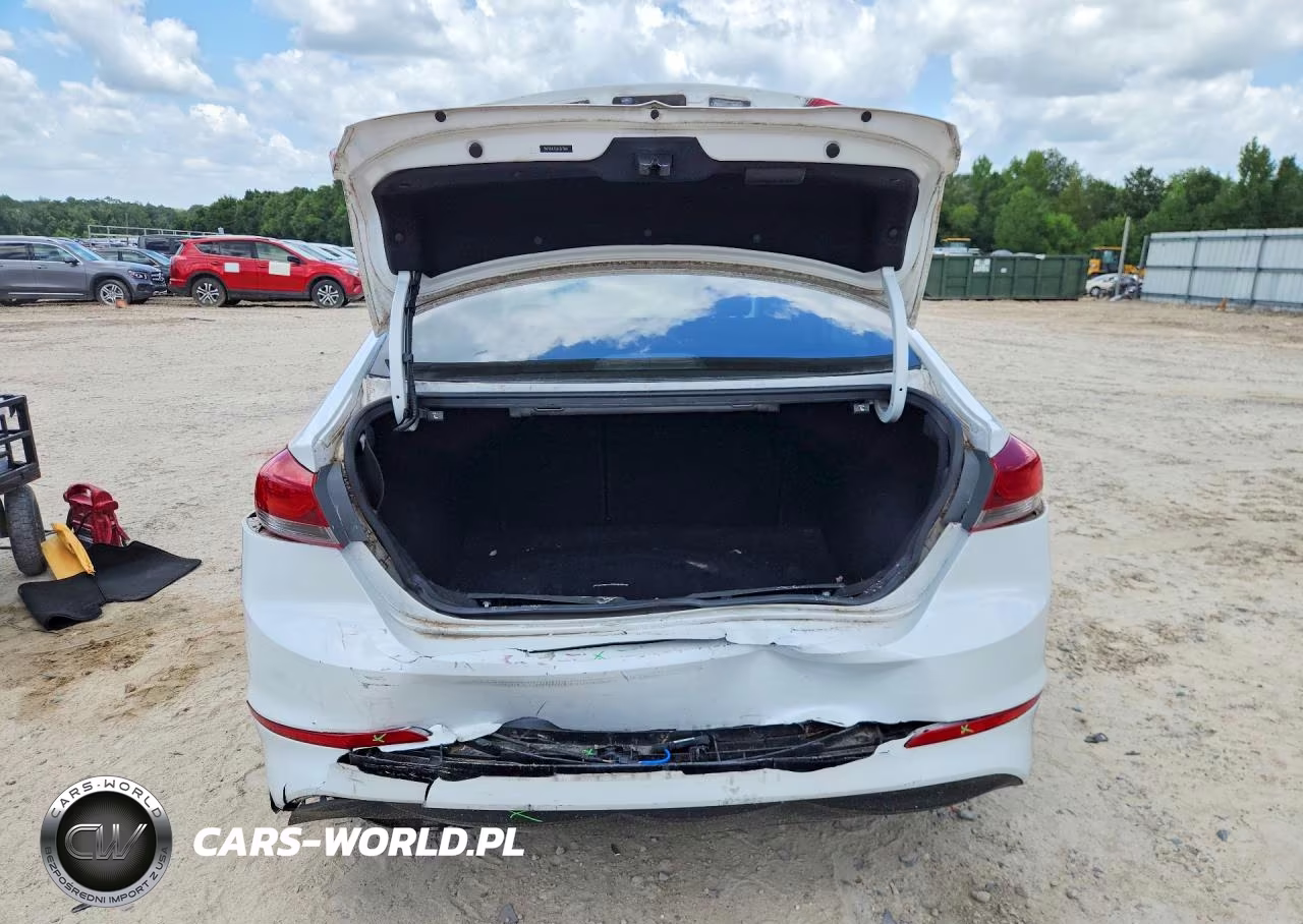 2018 Hyundai Elantra Value Edition VIN:5NPD84LF0JH367969 - 6