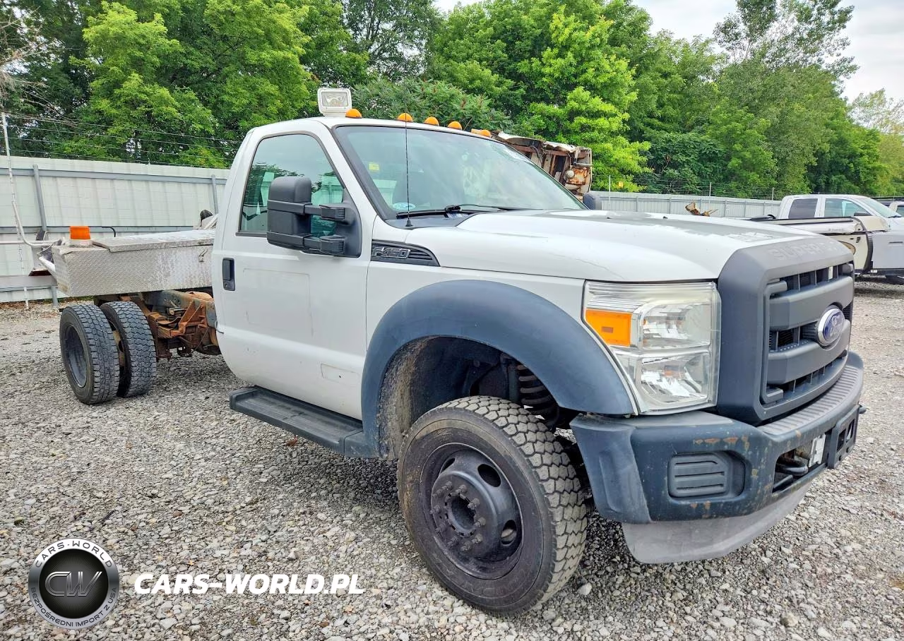 2013 Ford F450 Super Duty VIN:1FDUF4GY3DEA69806 - 4