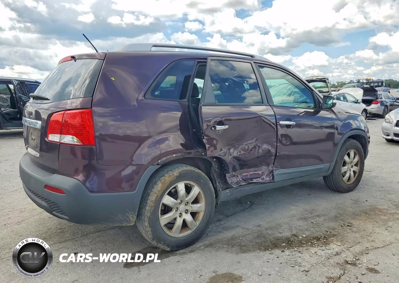 2012 Kia Sorento Lx VIN:5XYKT4A22CG201324 - 3