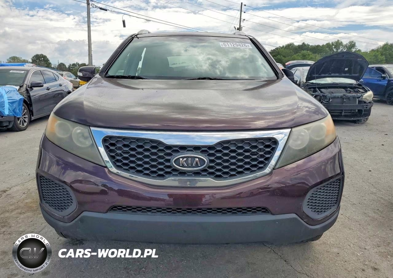 2012 Kia Sorento Lx VIN:5XYKT4A22CG201324 - 5