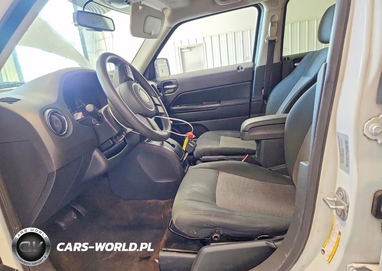 2016 Jeep Patriot Sport VIN:1C4NJPBA2GD743506 - 7