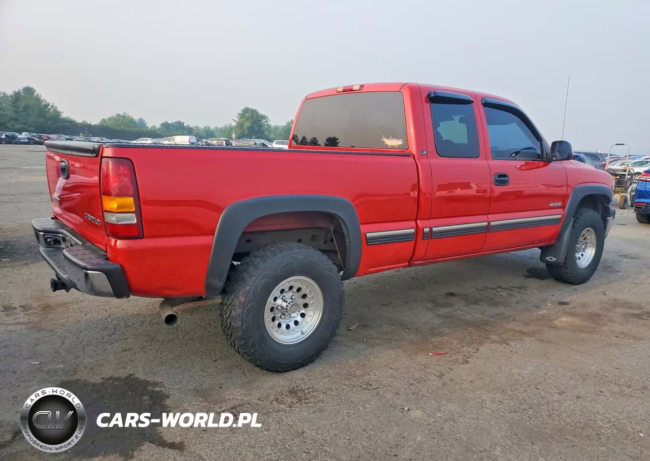 2002 Chevrolet Silverado K1500 VIN:1GCEK19T92E283197 - 3