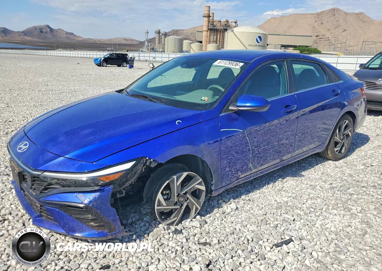 2025 Hyundai Elantra Sel – zdjęcie 1 z 12