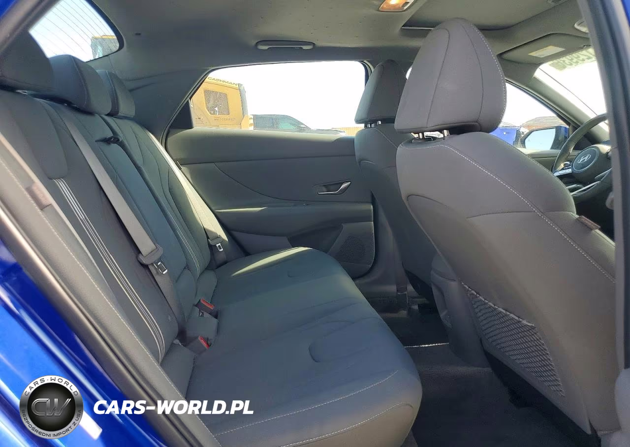 2025 Hyundai Elantra Sel VIN:KMHLS4DG6SU972974 - 10