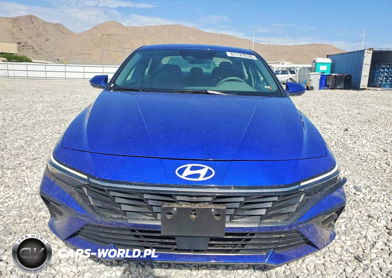 2025 Hyundai Elantra Sel VIN:KMHLS4DG6SU972974 - 5
