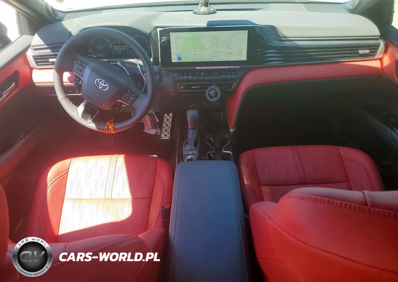 2026 Toyota Camry Xse VIN:4T1DAACKXTU322672 - 8