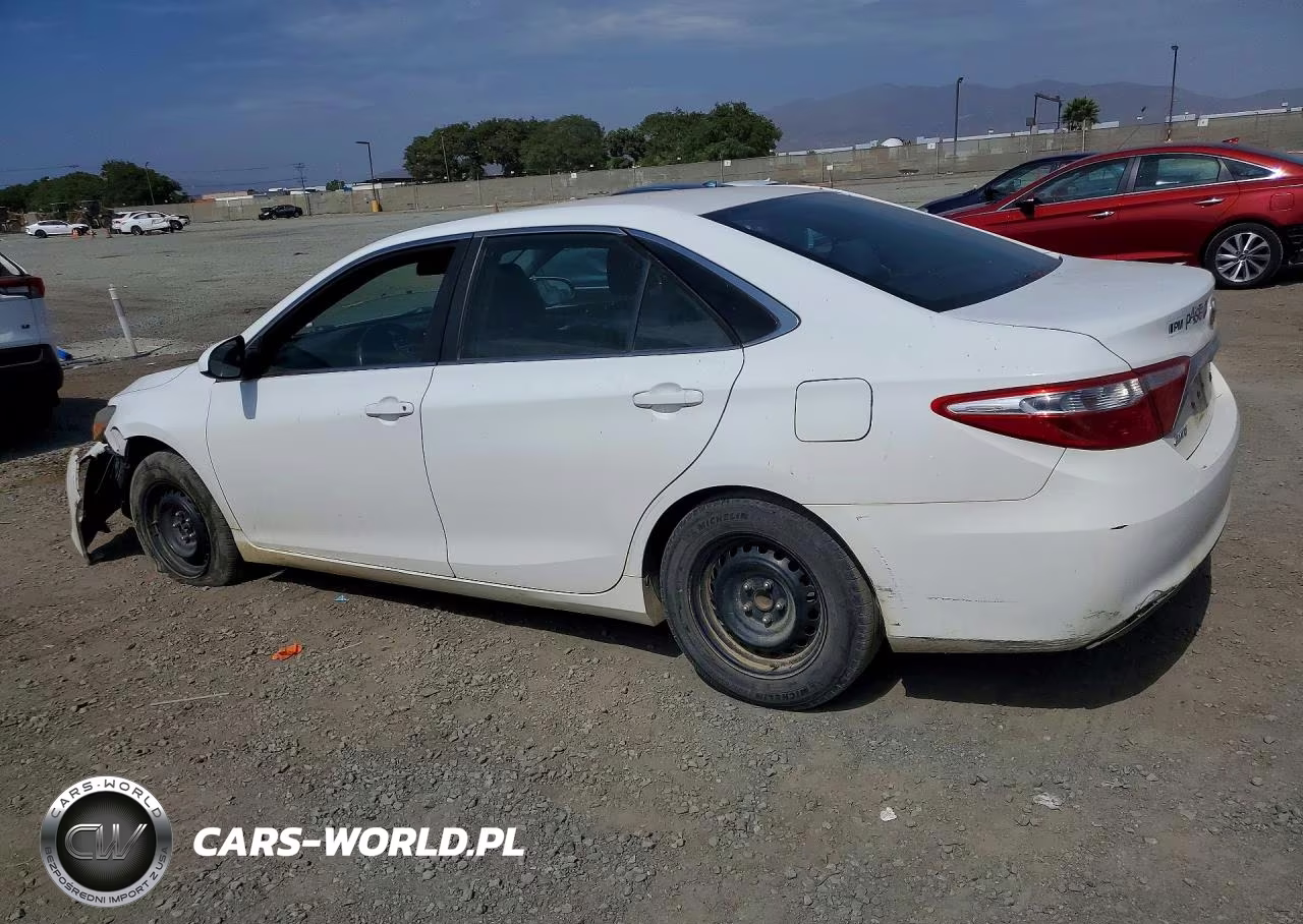 2016 Toyota Camry Le VIN:4T1BF1FK2GU239795 - 2