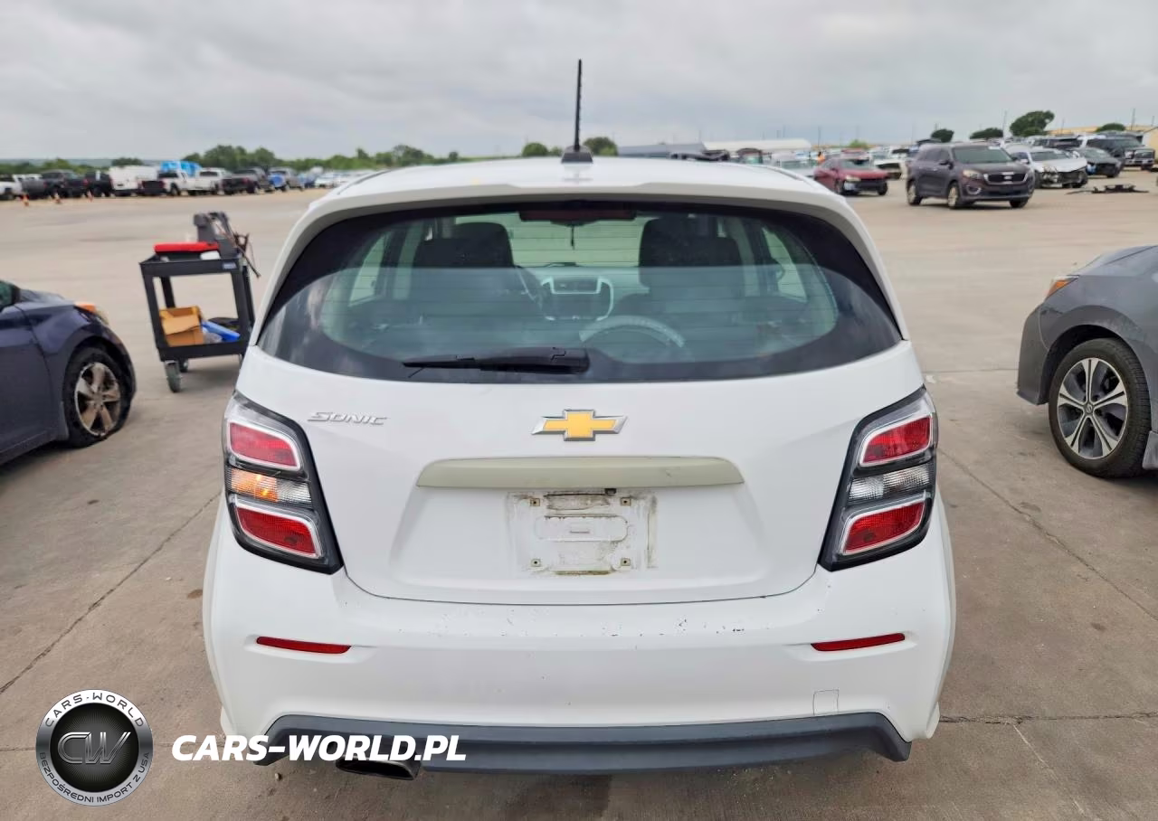 2020 Chevrolet Sonic VIN:1G1JG6SB3L4111990 - 6