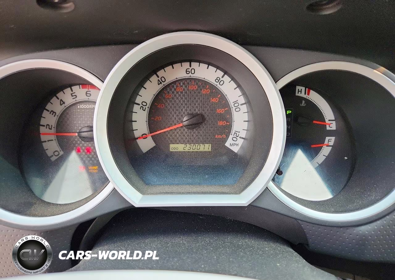 2014 Toyota Tacoma VIN:5TFNX4CN0EX033532 - 9