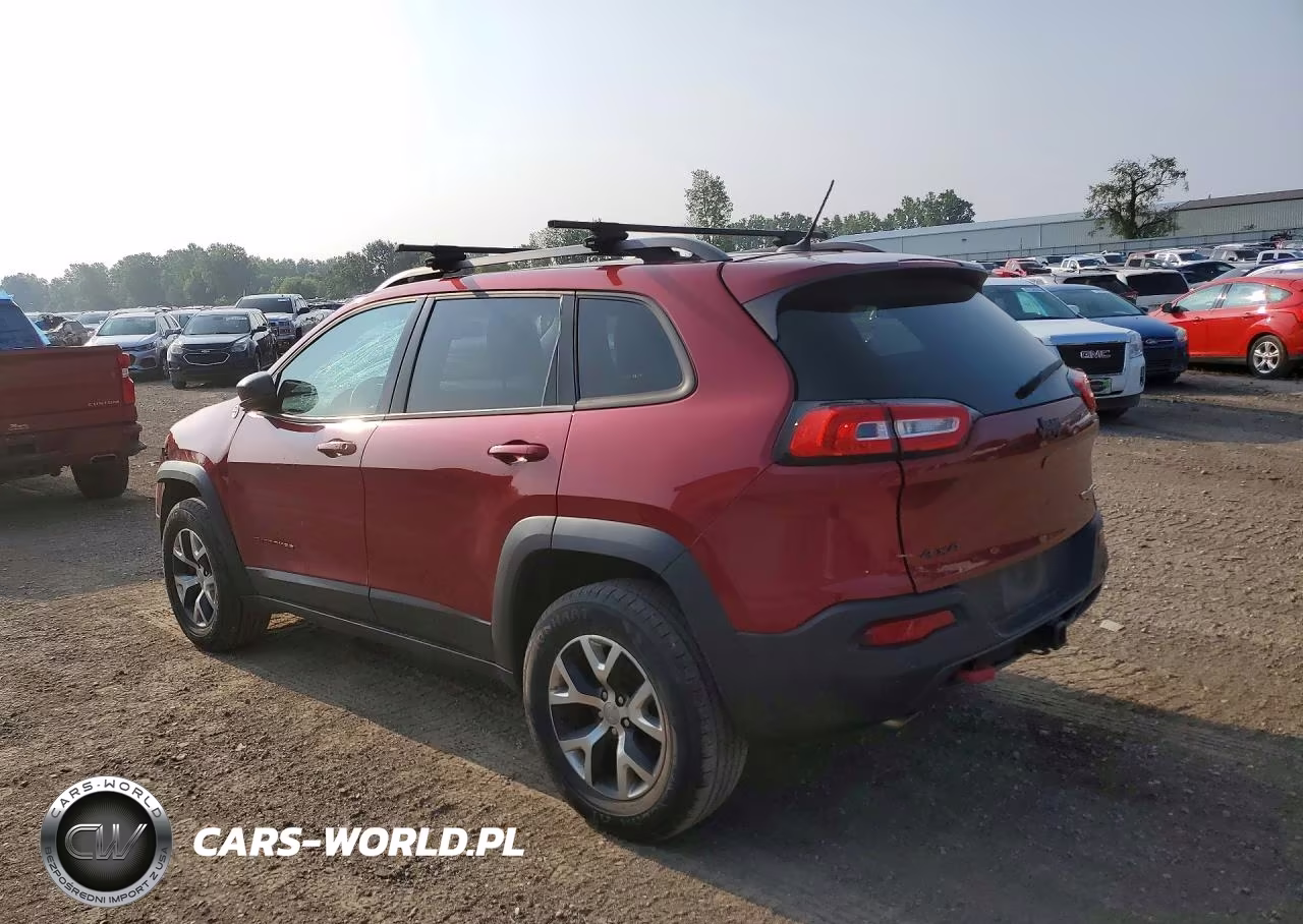 2015 Jeep Cherokee Trailhawk VIN:1C4PJMBS7FW524673 - 2