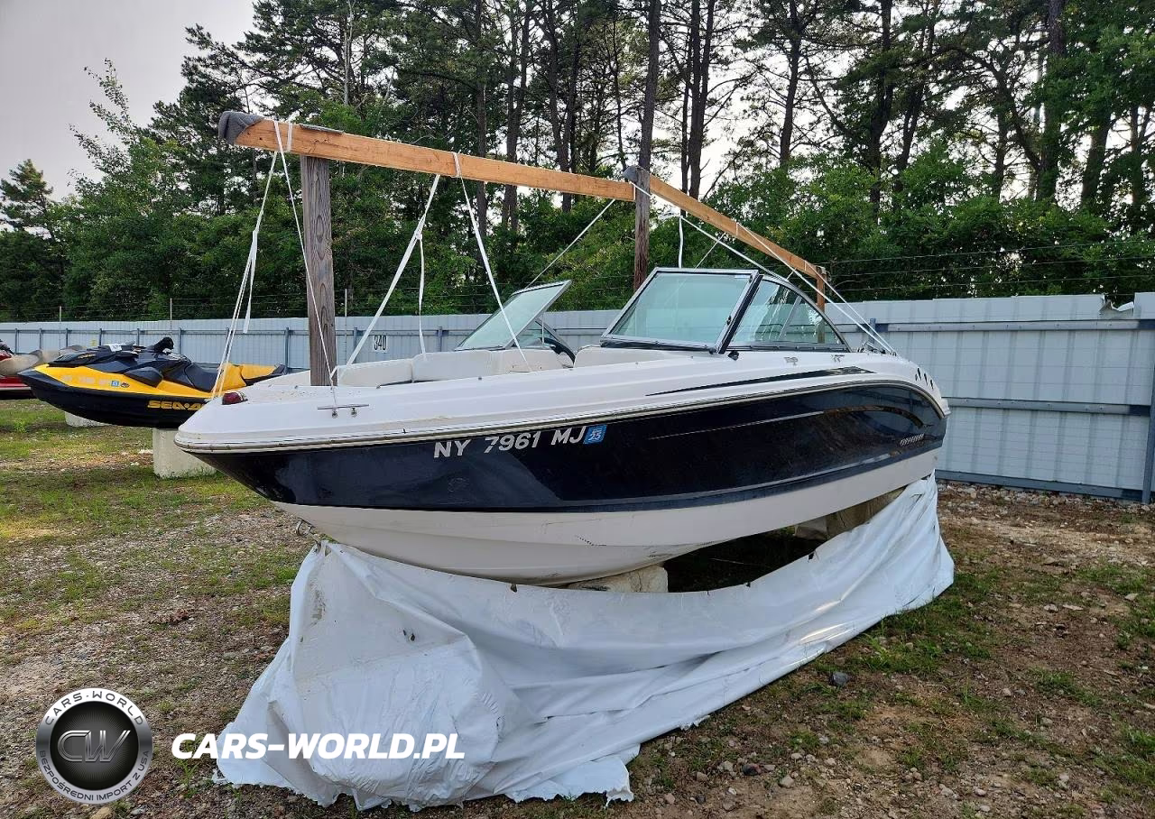 2013 Chaparral Boat VIN:FGBV0686B313 - 2