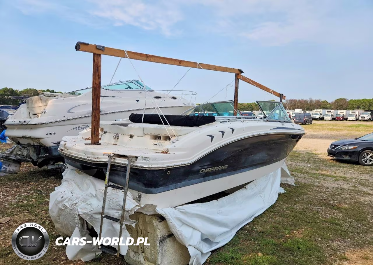 2013 Chaparral Boat VIN:FGBV0686B313 - 4