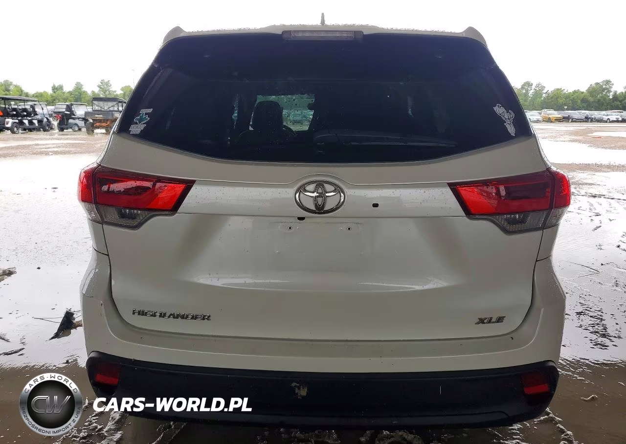 2019 Toyota Highlander Xle VIN:5TDKZRFH1KS569102 - 6