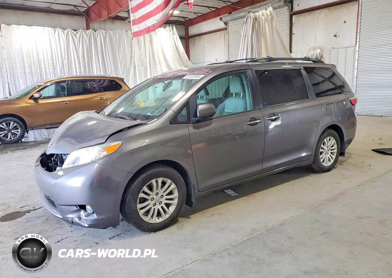 2017 Toyota Sienna Xle 8-Passenger
