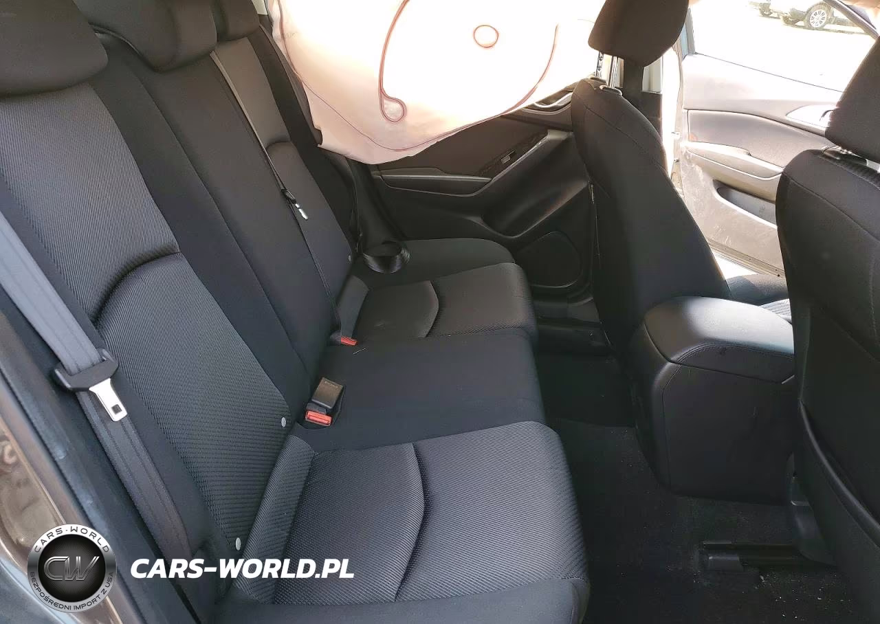 2018 Mazda 3 Sport VIN:3MZBN1K79JM204575 - 11