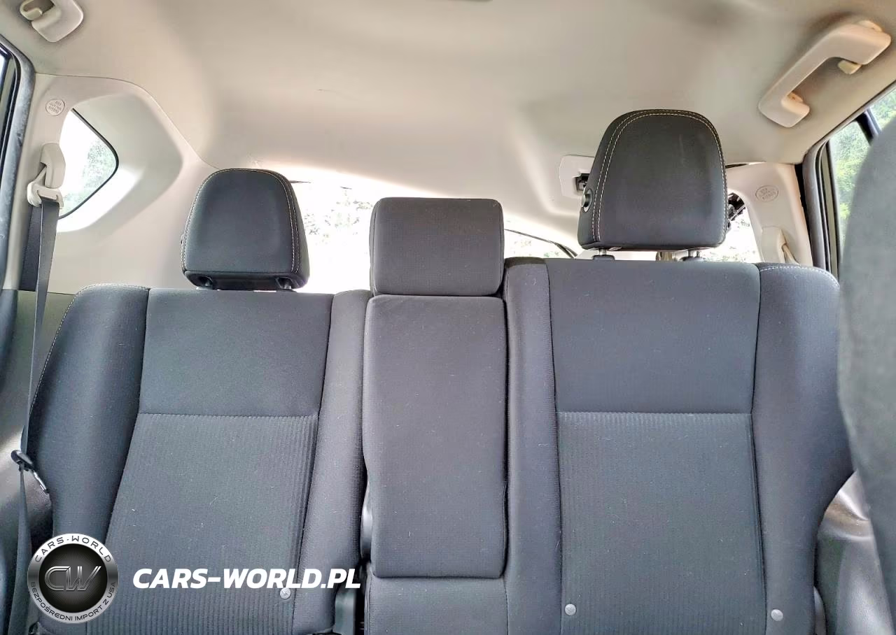 2015 Toyota Rav4 Xle VIN:2T3RFREV6FW230564 - 10