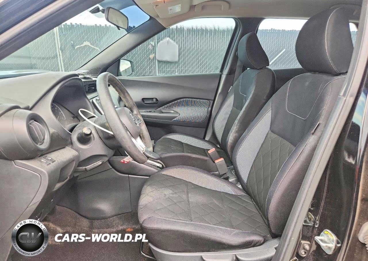 2018 Nissan Kicks S VIN:3N1CP5CU8JL523973 - 7
