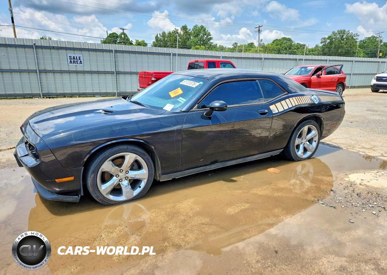 2012 Dodge Challenger Sxt
