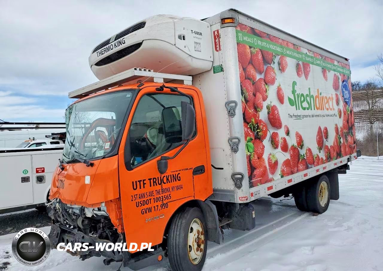 2020 Hino 195 Refrigerated Box Truck – zdjęcie 1 z 13