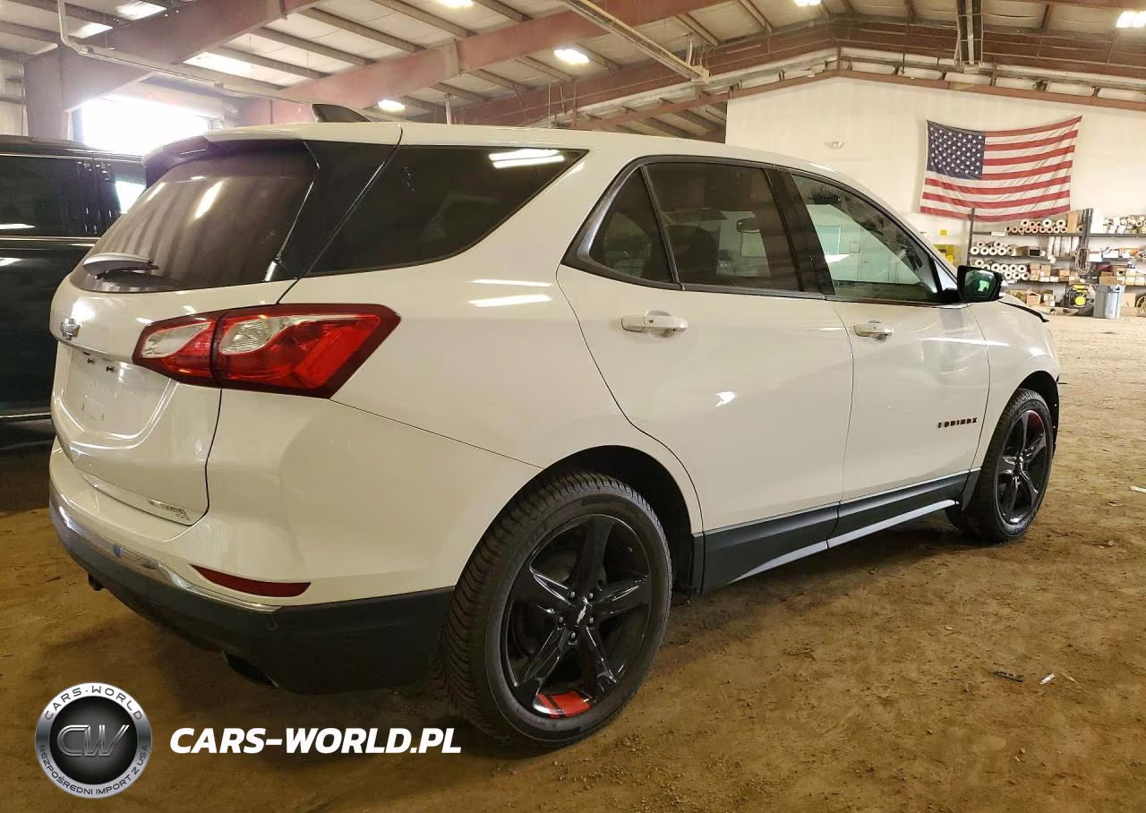 2018 Chevrolet Equinox Lt VIN:2GNAXKEX1J6256259 - 3
