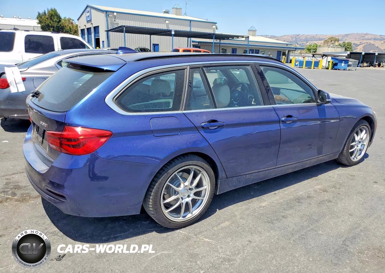 2017 BMW 330 Xi VIN:WBA8K3C50HK678878 - 3